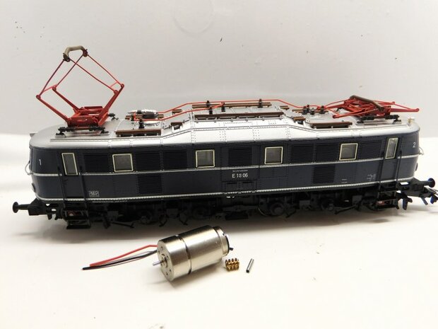 micromotor HM003G motor ombouwset voor Märklin BR 119, BR 152, BR 182, BR 189, E 18, E 19, ES 64 F4, ÖBB Rh 1018, ÖBB Rh 1216, SBB Re 474, SJ Reihe 441